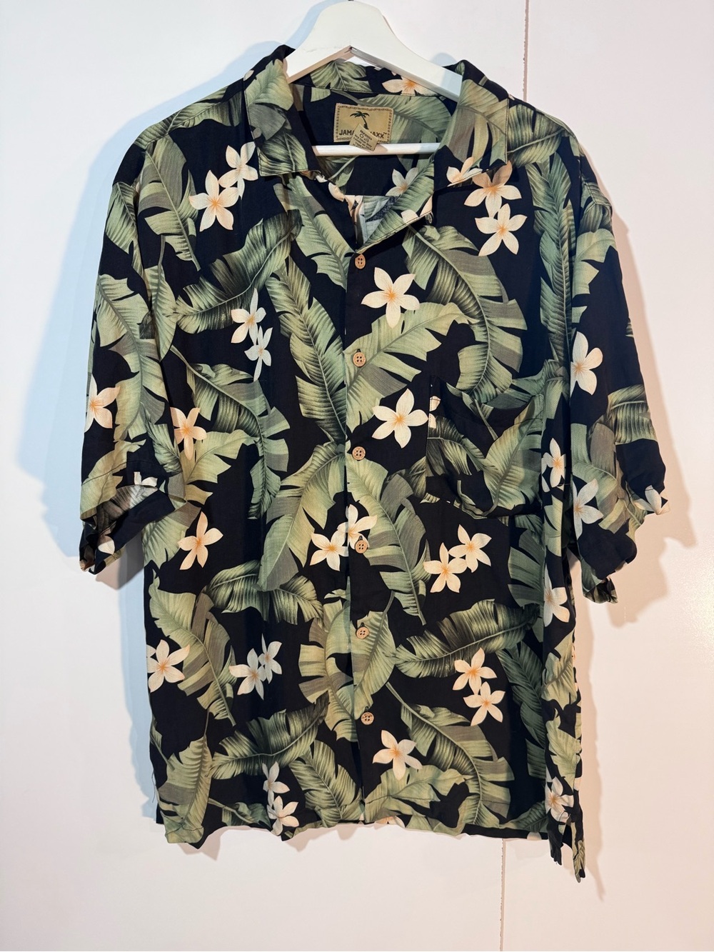 Jamaica Jaxx Hawaiian 100% silk short sleeve shirt
